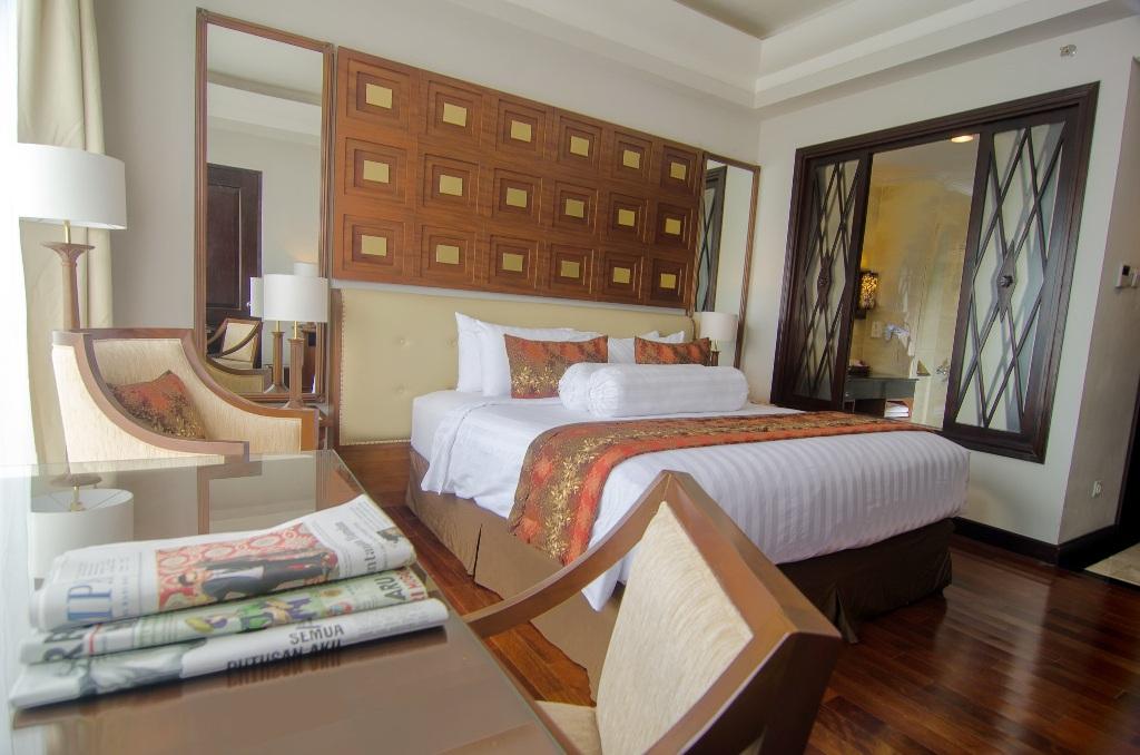 The Sunan Hotel Solo Экстерьер фото