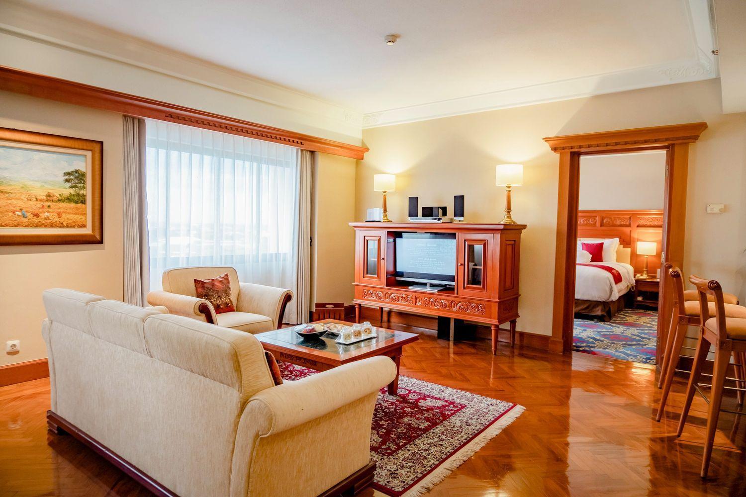 The Sunan Hotel Solo Экстерьер фото