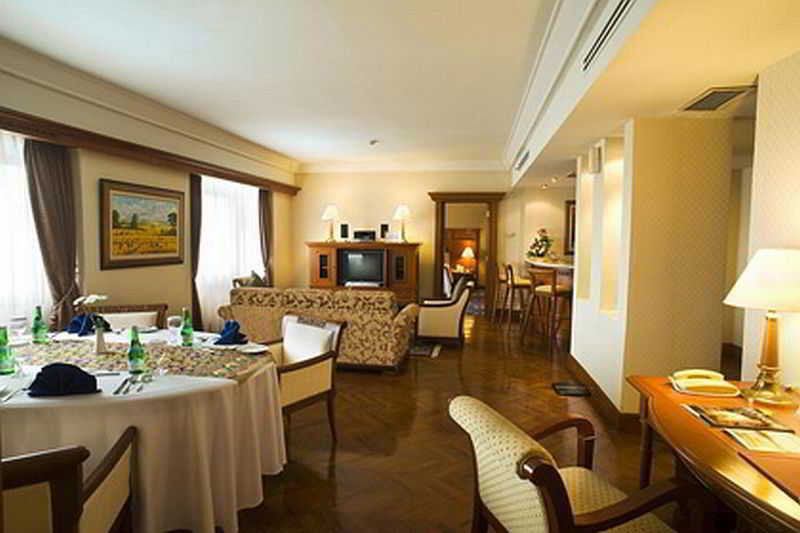The Sunan Hotel Solo Экстерьер фото